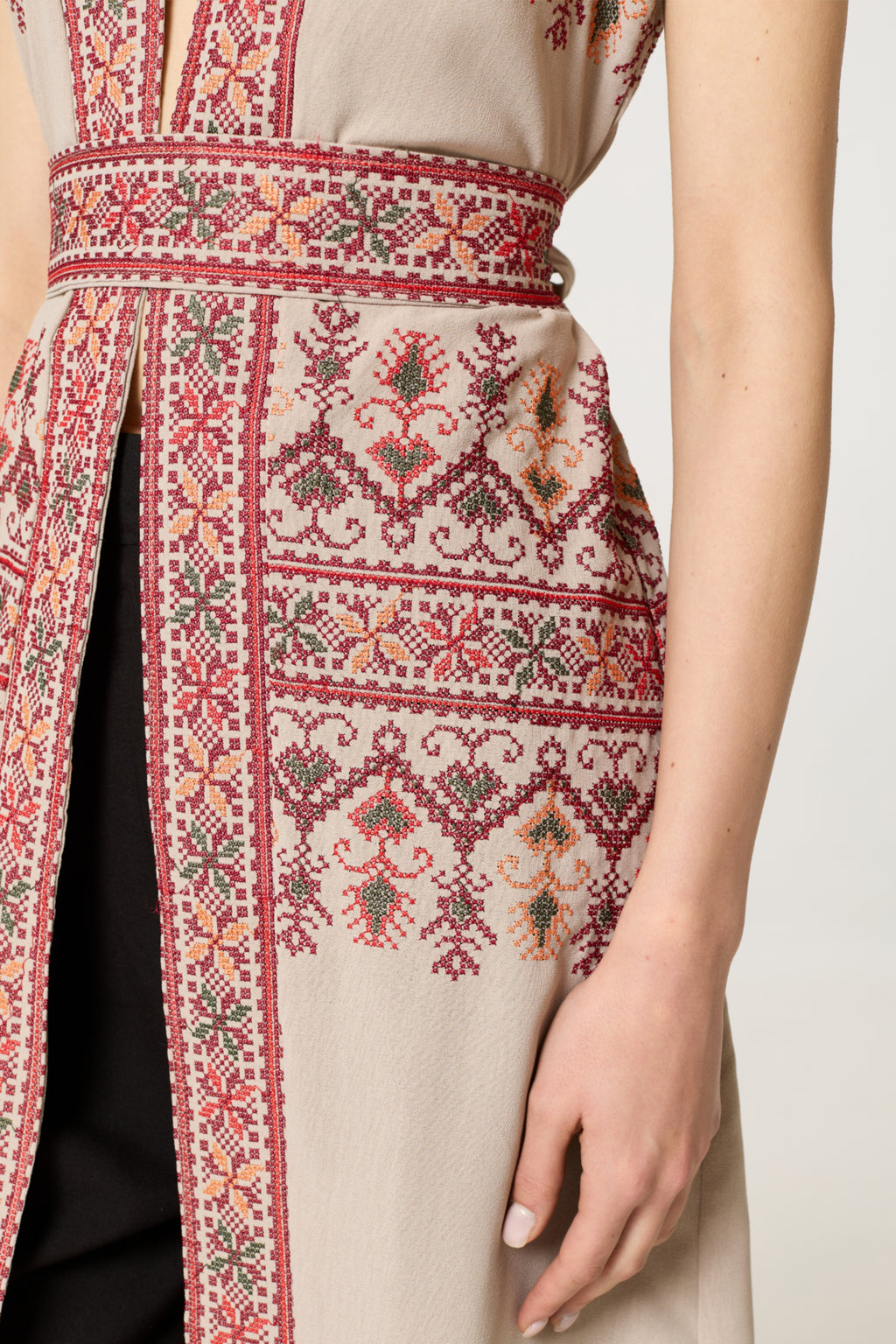 Cream Tatreez Kaftan