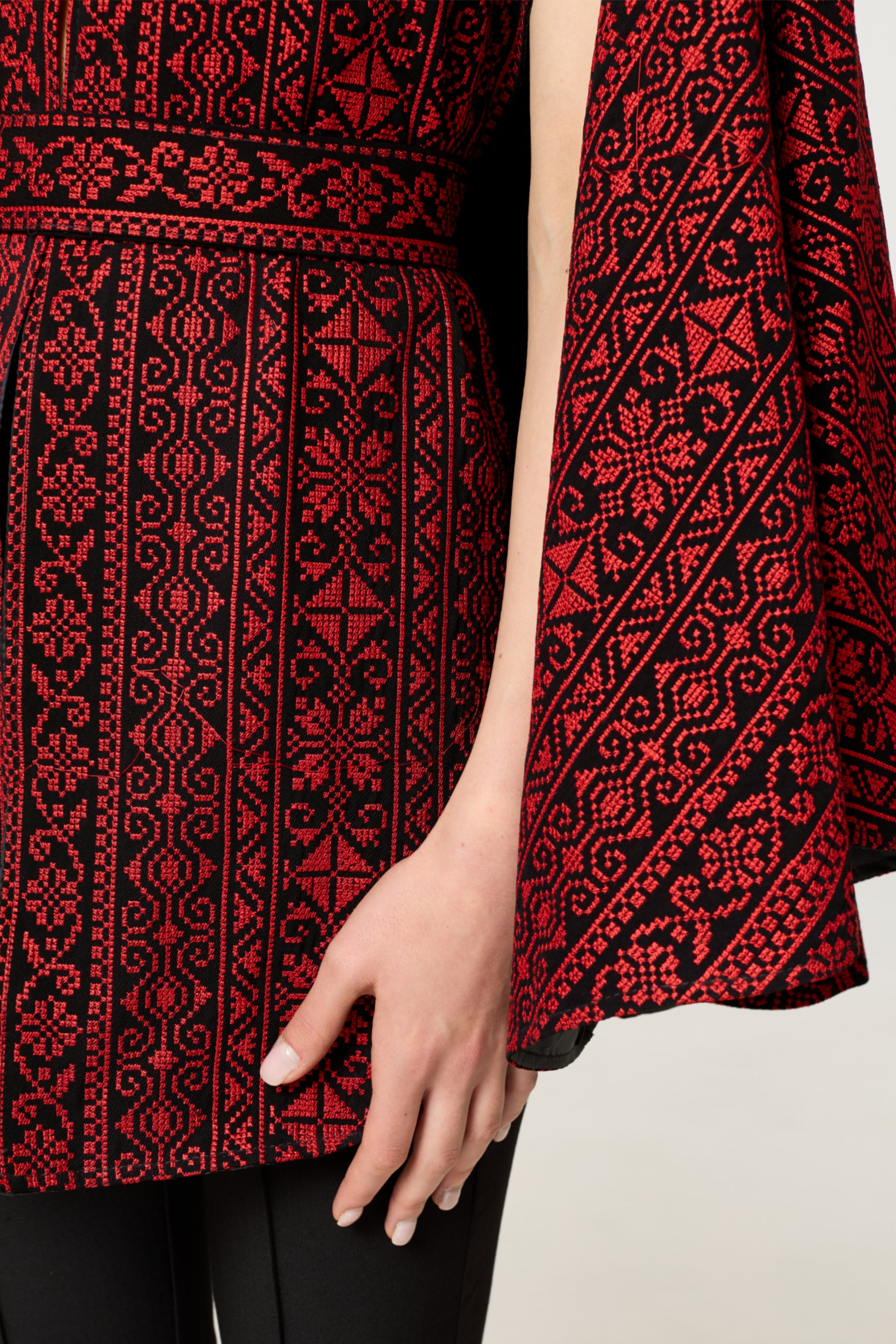 Red & Black Tatreez Cape – Light Edition